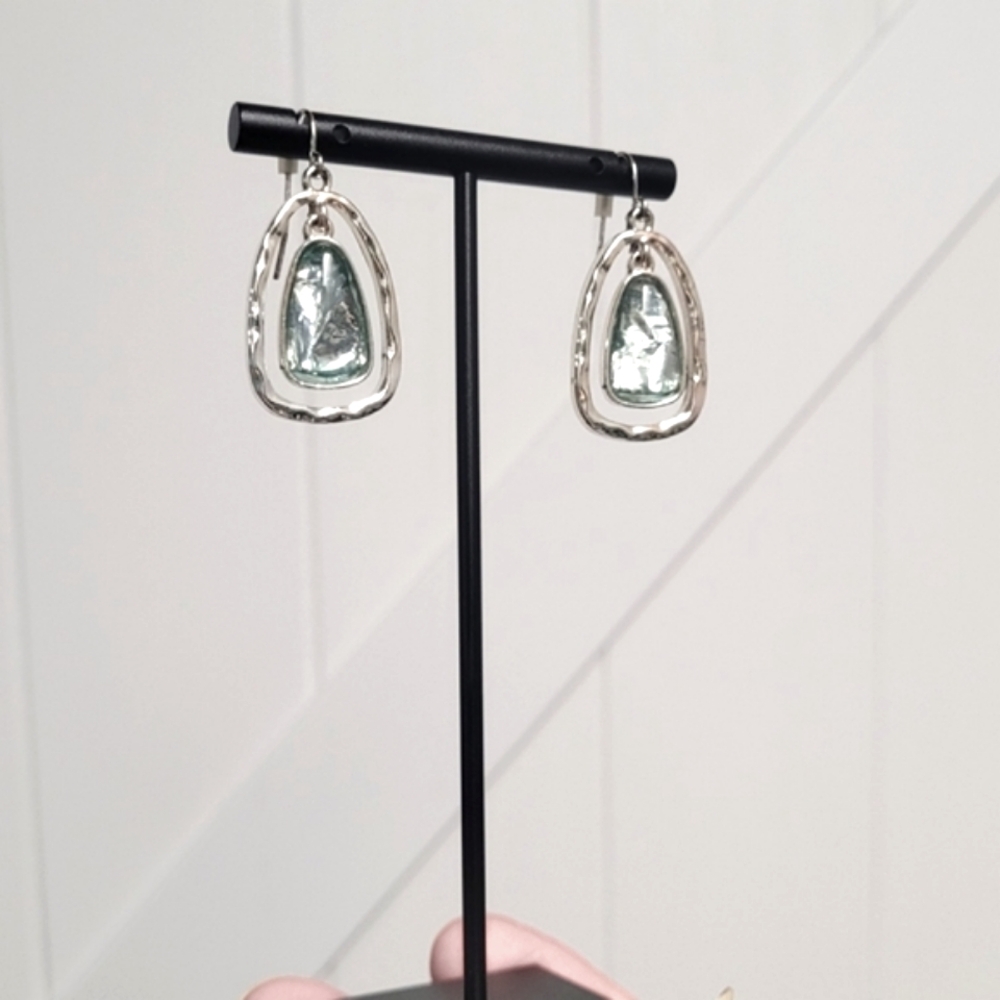 Chic Silver Teardrop Earrings